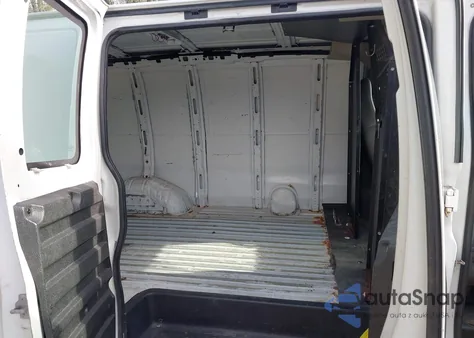 2008 Chevrolet Express Work Van z USA, uszkodzony, nr VIN 1GCFG15X481226601